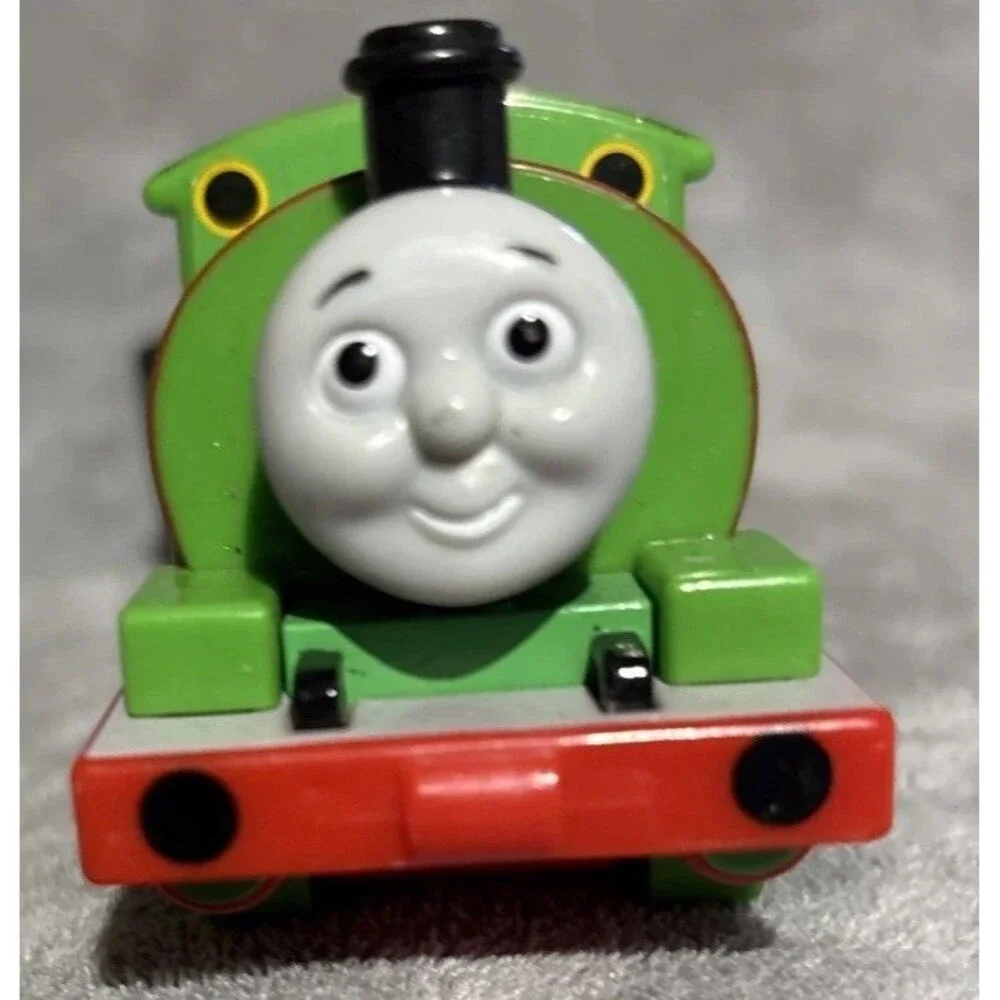 Thomas & Friends PERCY 2009 Trackmaster Train Engine Motorized Mattel And Cart